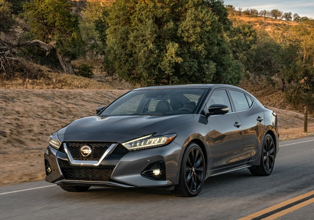 1661282-Nissan-Maxima-2022-01.jpg