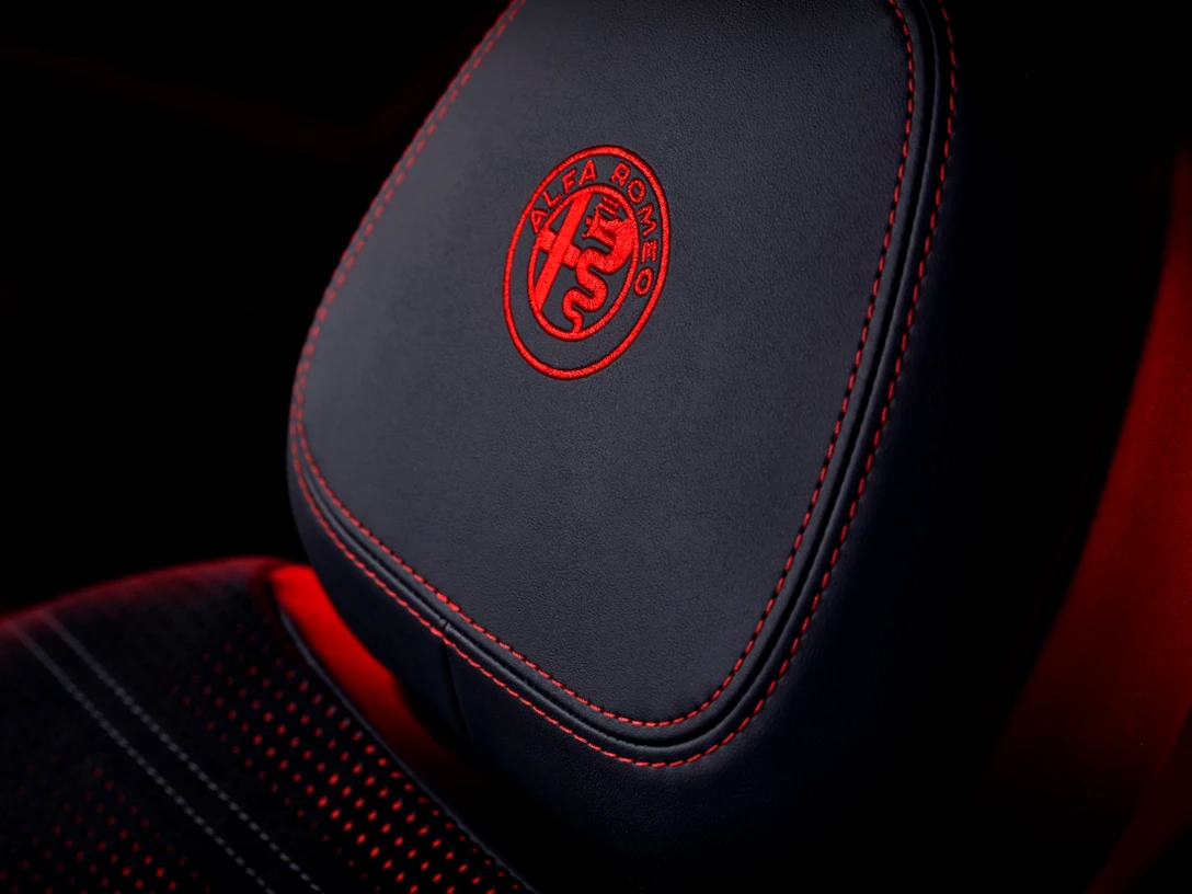 1656898-DETAILS (4).jpg