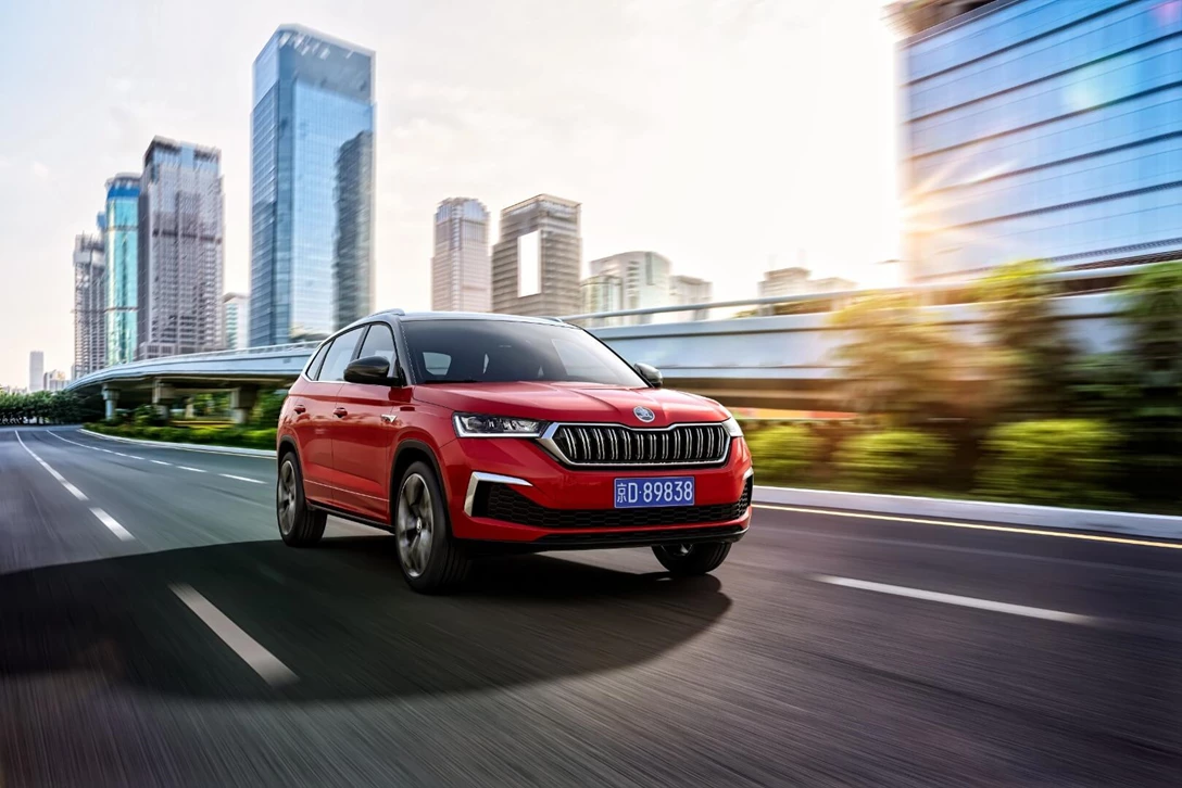 1624652-03_KAMIQ GT.jpg