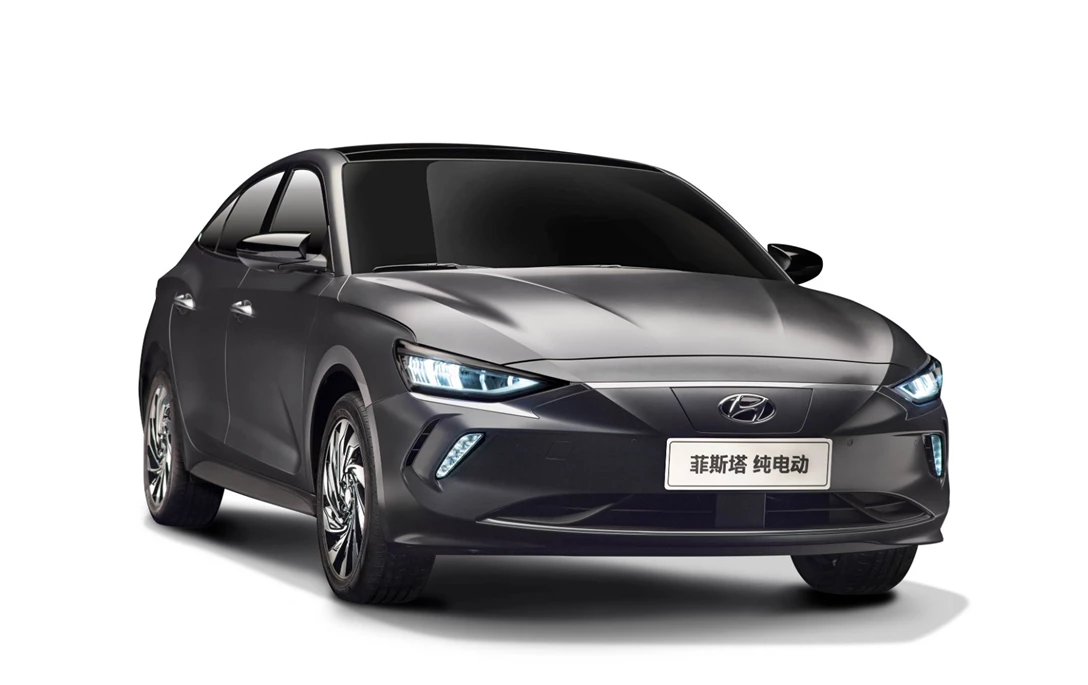 1626243-191122 GUANGZHOU MOTOR SHOW (LAFESTA FRONT).jpg