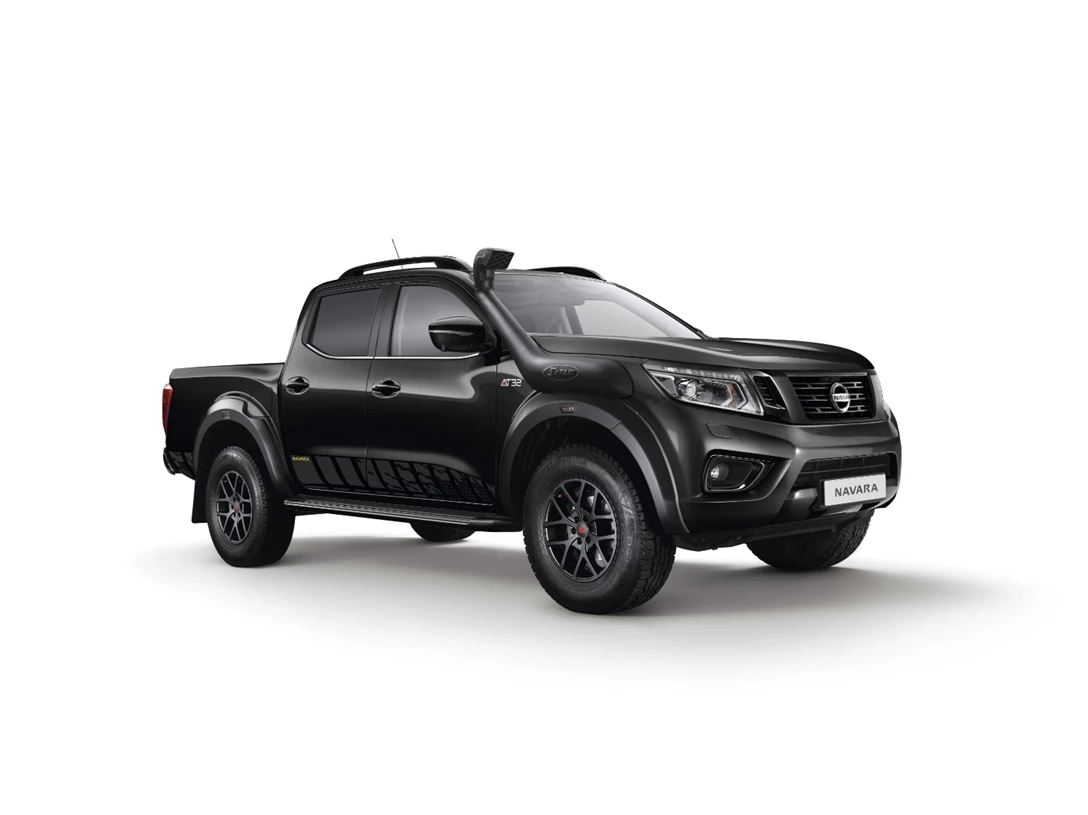 1602130-426232267_Nissan_Navara_N-Guard_OFF-ROADER_AT32_LHD.jpg