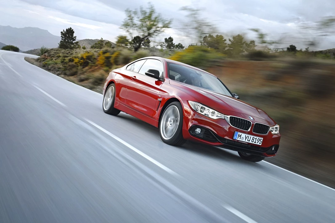 ב.מ.וו סדרה 4 קופה