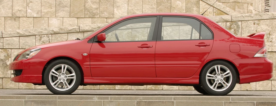1600019-Mitsubishi-Lancer_Ralliart-2004-2007.jpg