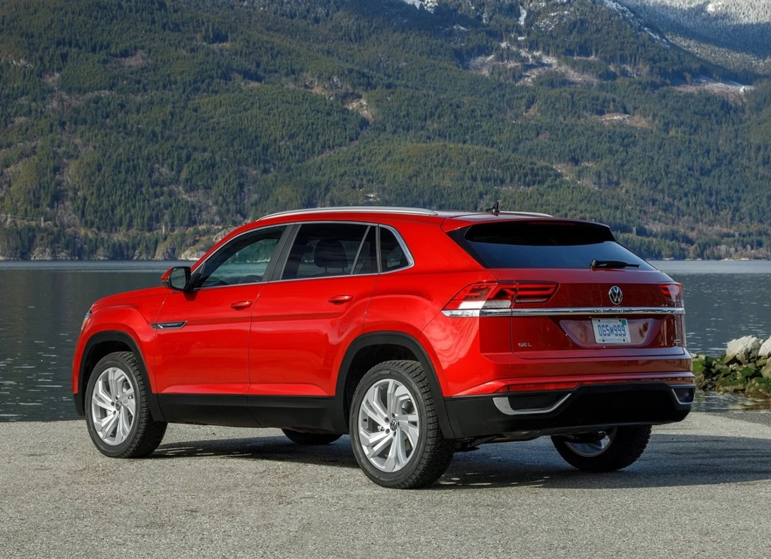 1642219-Volkswagen-Atlas_Cross_Sport-2020-02.jpg
