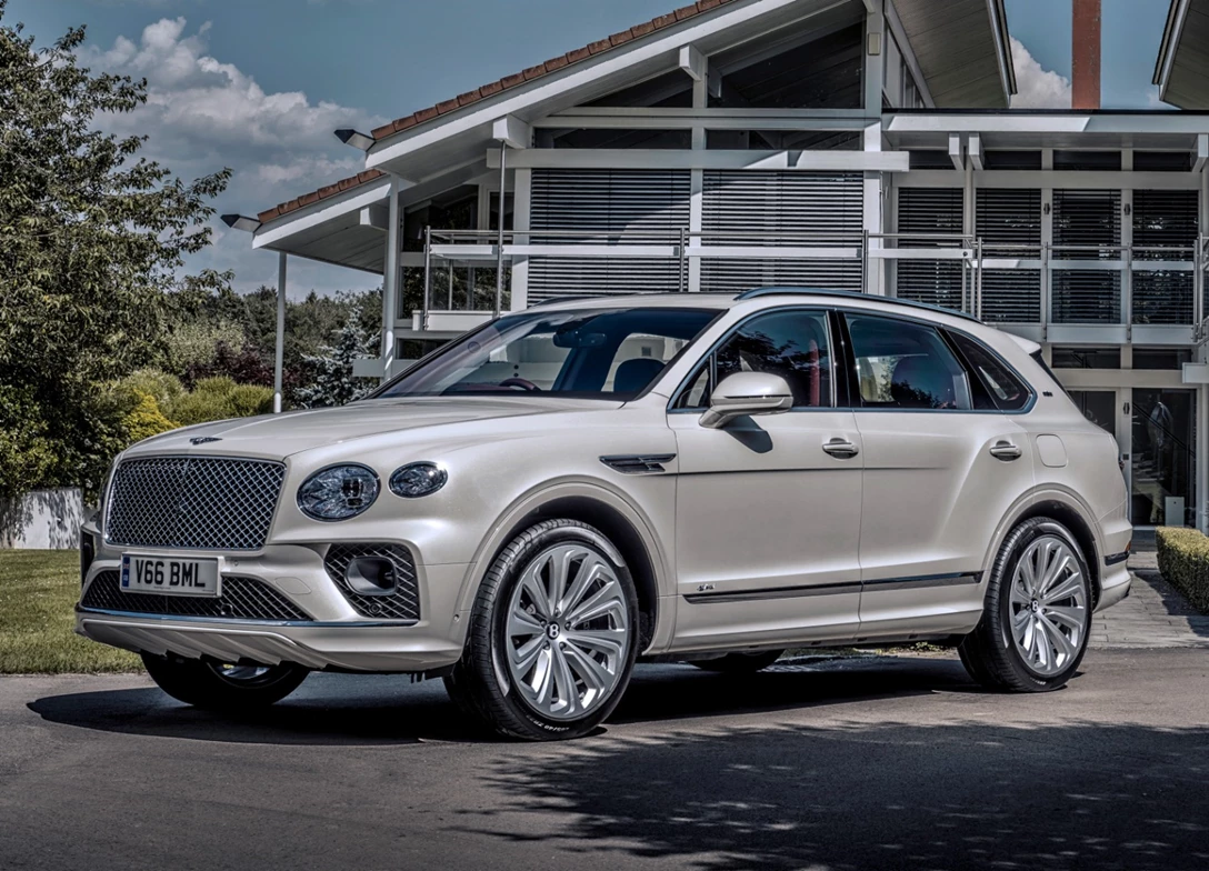 1699338-Bentley-Bentayga-2024-04.jpg