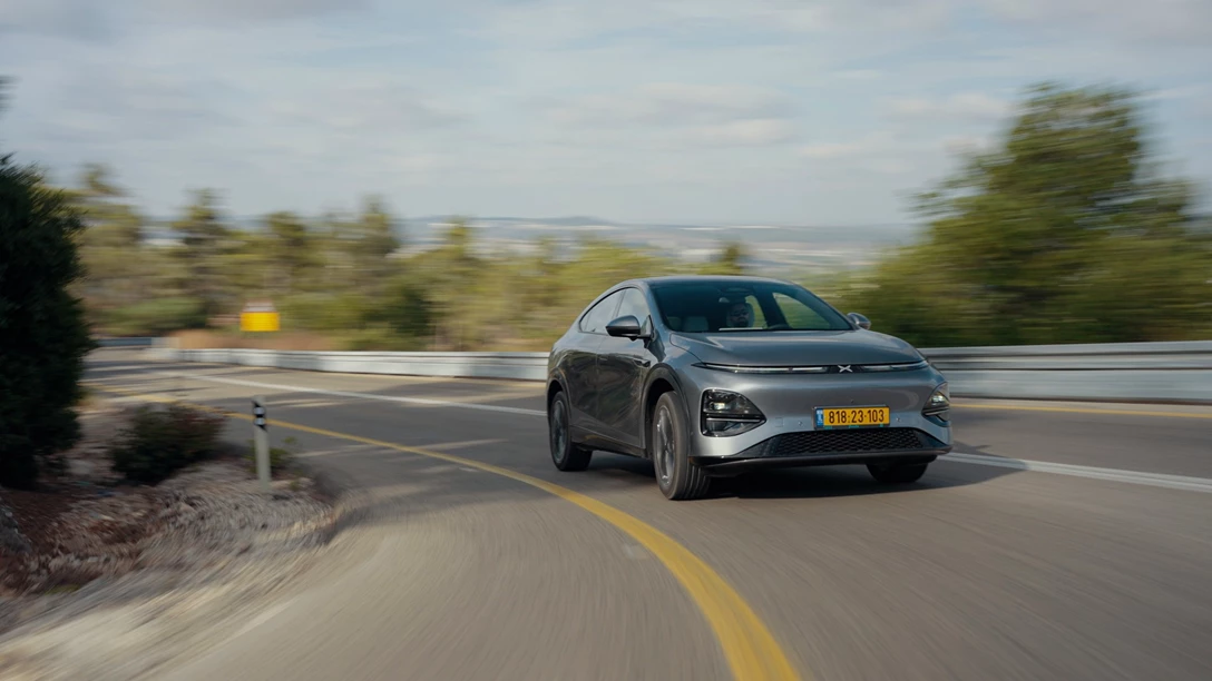 1701365-Xpeng G6 2024.00_14_07_11.Still083.jpg