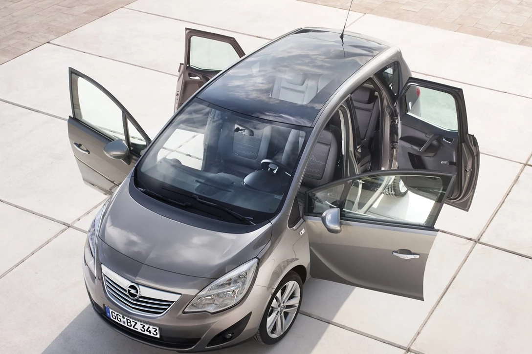 אופל מריבה 2011