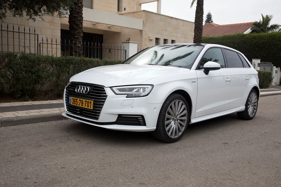 1595319-A3 אי טרון מבחן דרכים (2).jpg