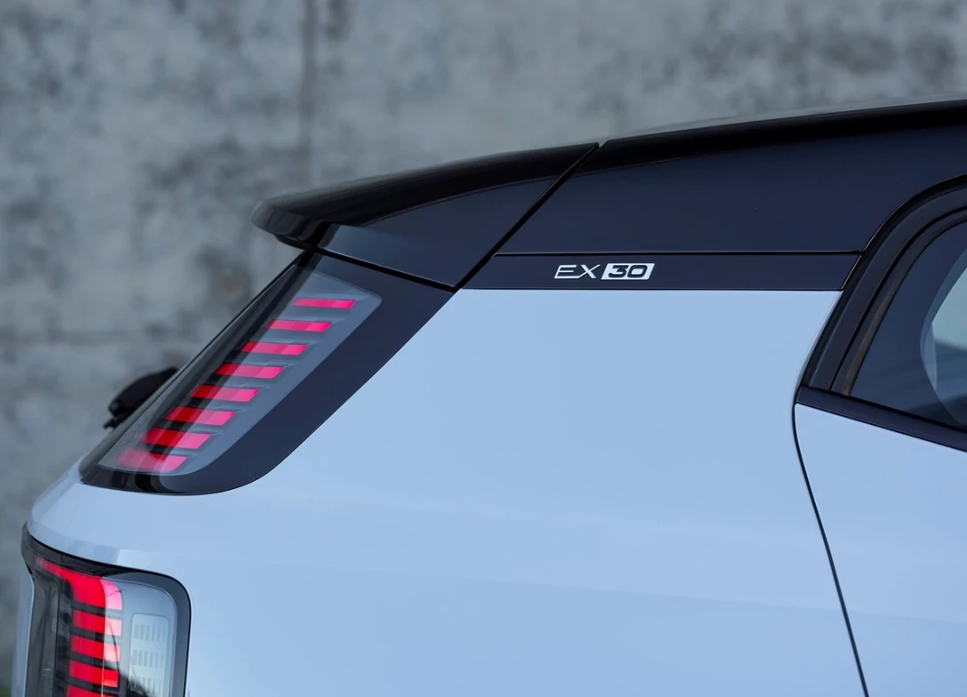 1690891-Volvo-EX30-2024-15.jpg