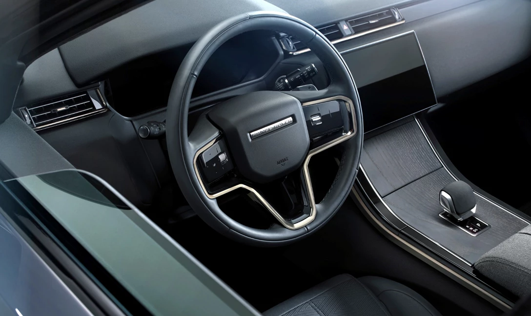 1677174-RR_Velar_24MY_Interior_10_010223.jpg