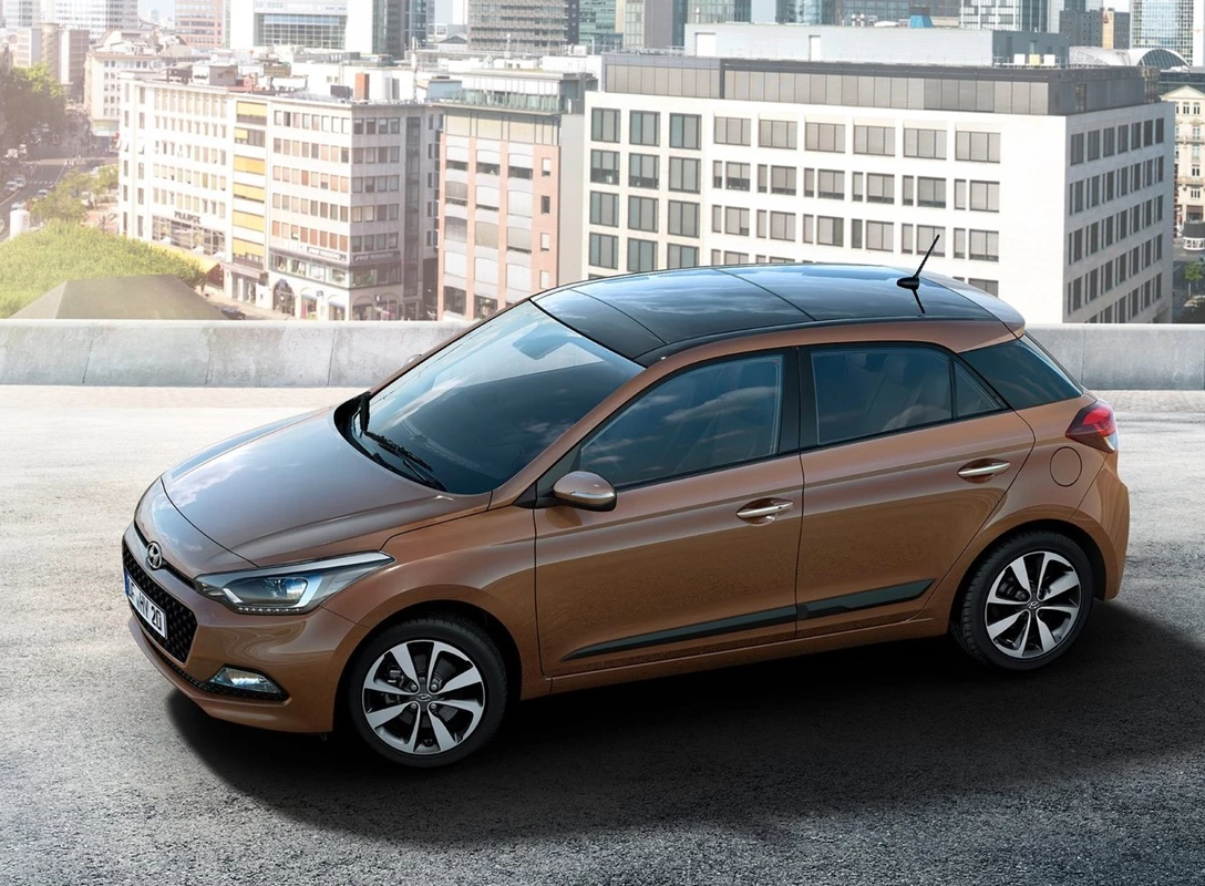 1640518-Hyundai-i20-2015-04.jpg