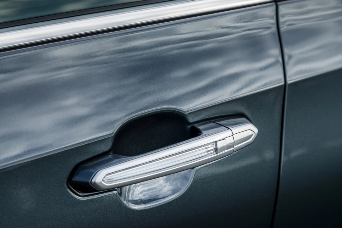 1604908-קאדילק XT4 - מבחן דרכים (השקה) (11).jpg