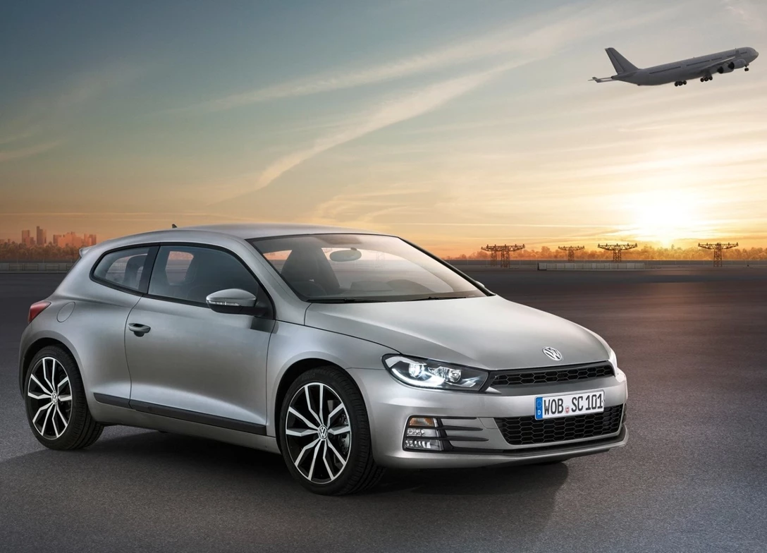1670661-Volkswagen-Scirocco-2016-01.jpg