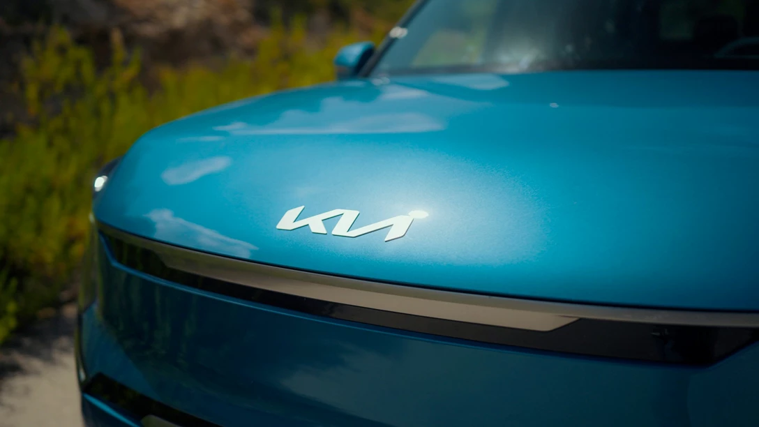 1698891-KIA EV9 2024.00_56_31_11.Still040.jpg