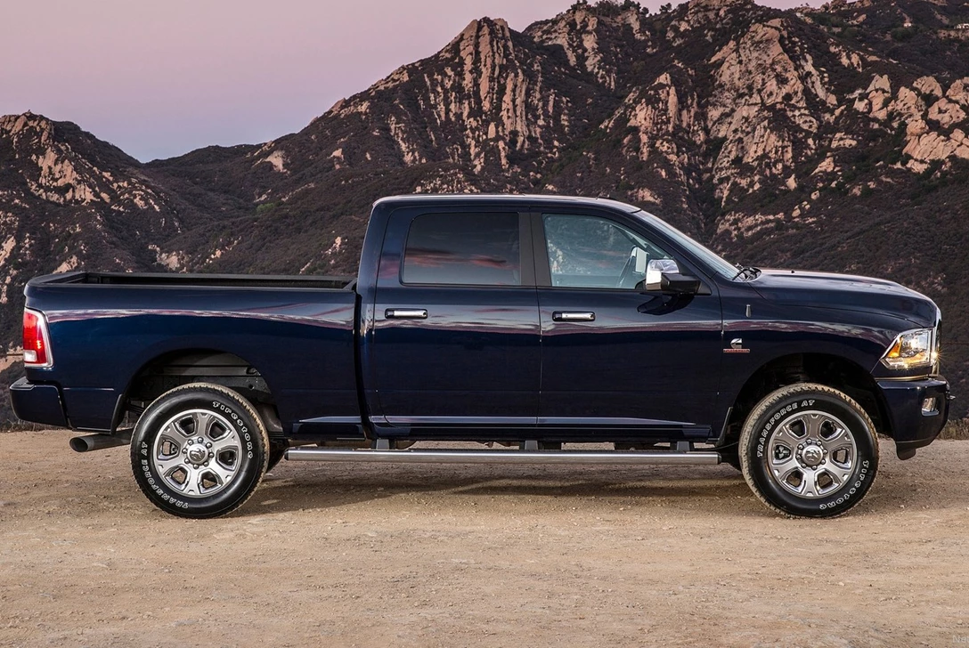 דודג' ראם 3500 שנת 2014