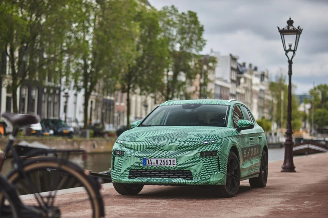 1698508-43_skoda_elroq_covered_drive_16783e7a-1920x1281.jpg