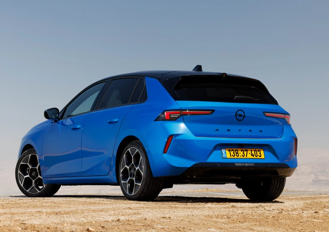 1674489-Opel-Astra-2023-03.jpg