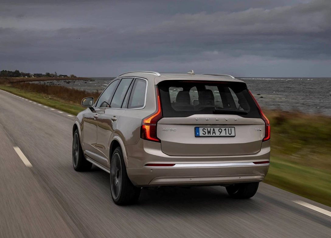 1707951-Volvo-XC90-2025-03.jpg