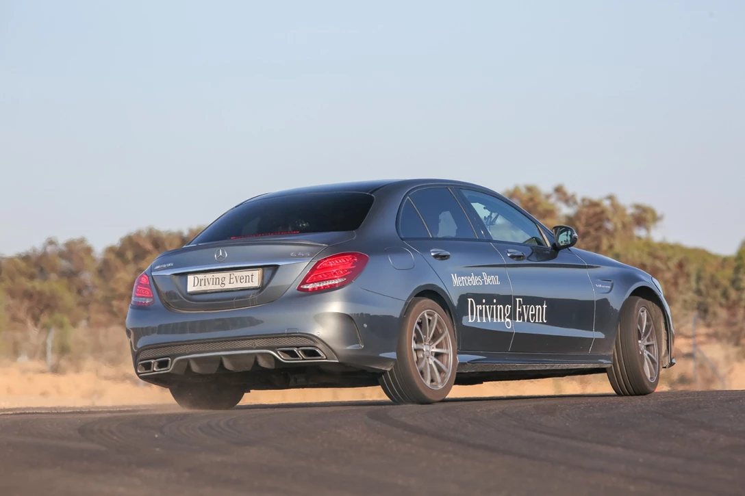 1595887-אירוע נהיגה מרצדס AMG מסלול שדה תימן 2018 (13).jpg