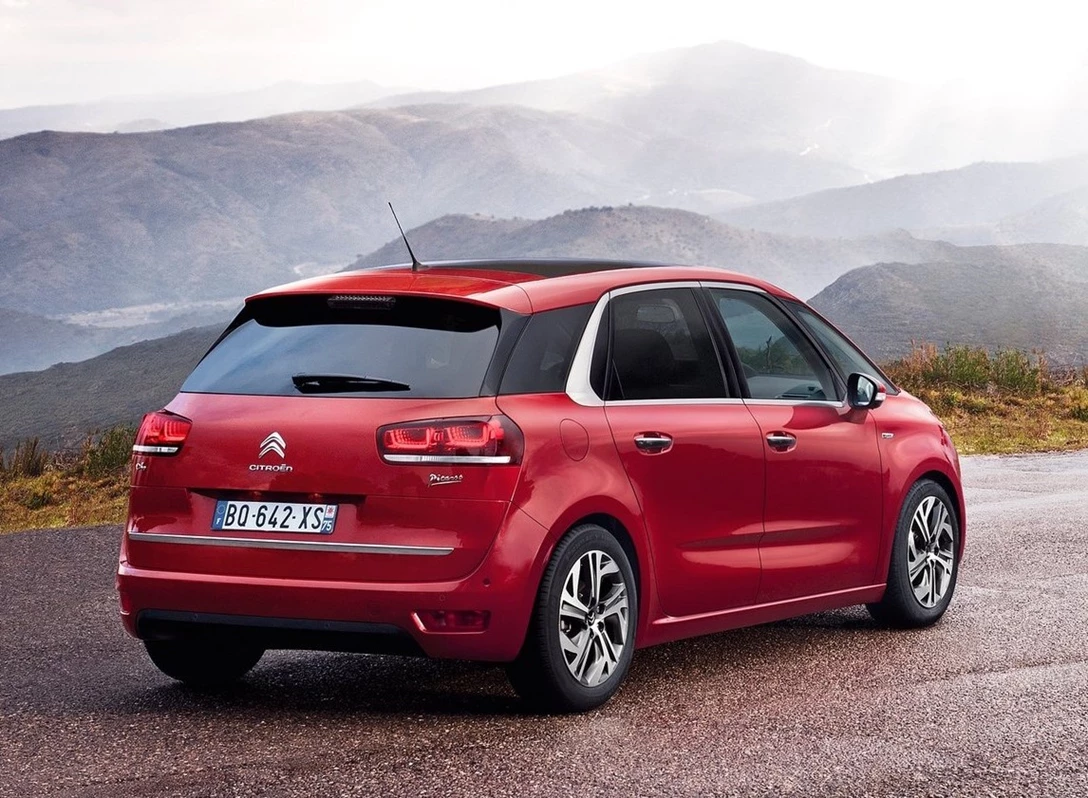1661092-Citroen-Grand_C4_Picasso-2016-03.jpg