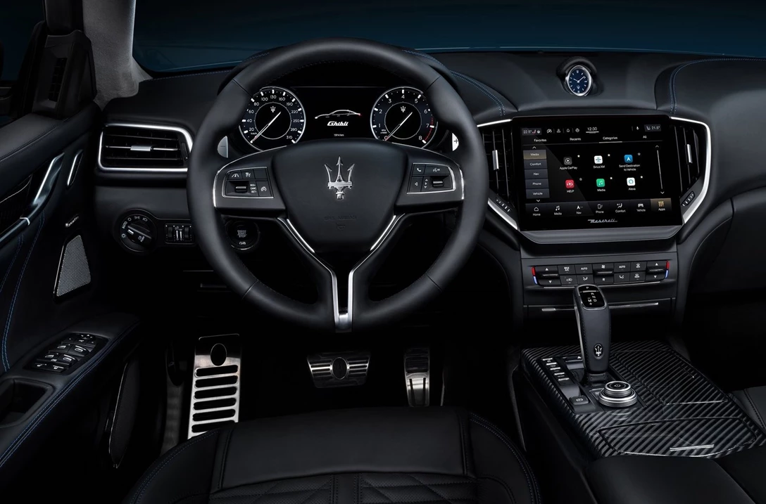 1634093-Maserati-Ghibli_Hybrid-2021-1600-0b.jpg