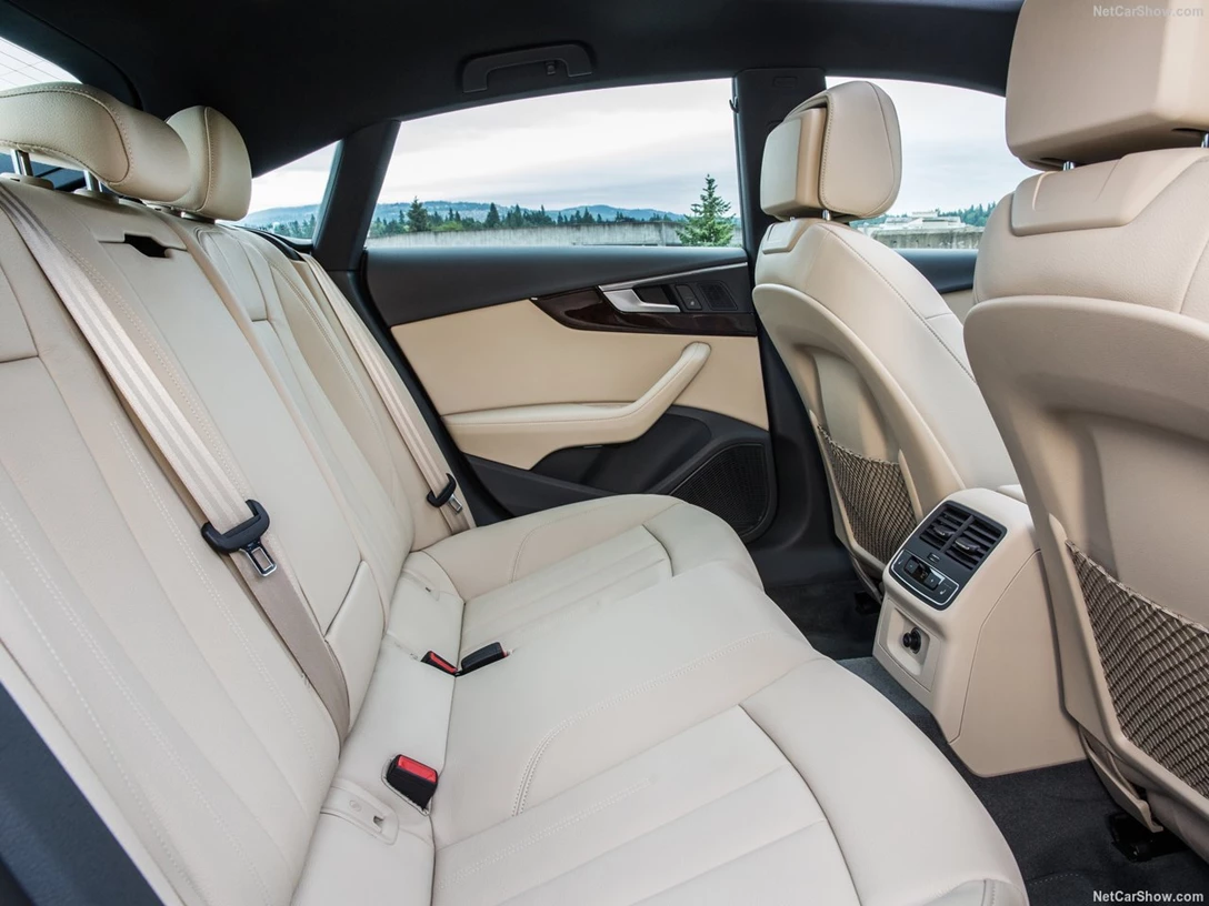 1588428-Audi-A5_Sportback 5.jpg