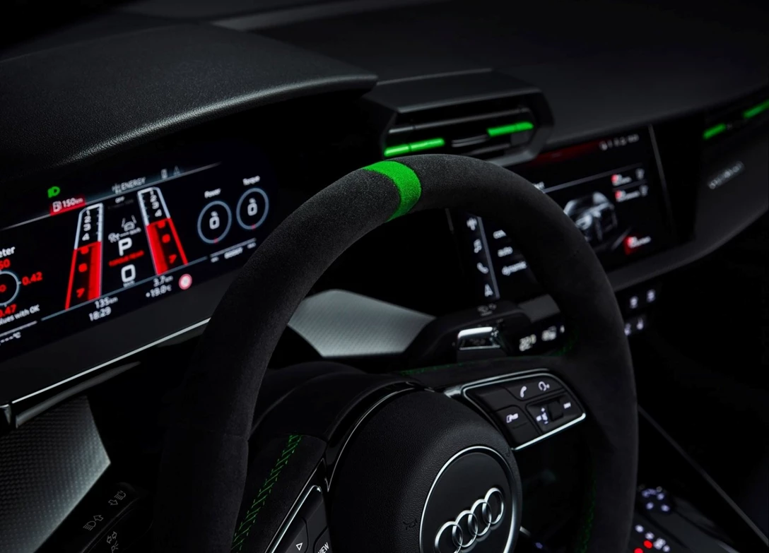 1679909-Audi-RS3-2023-08.jpg