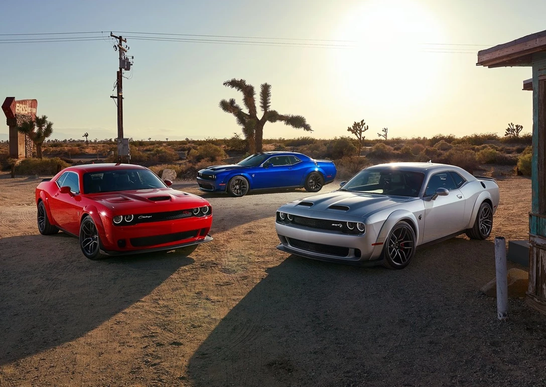 1668828-Dodge-Challenger-2019-1280-04.jpg