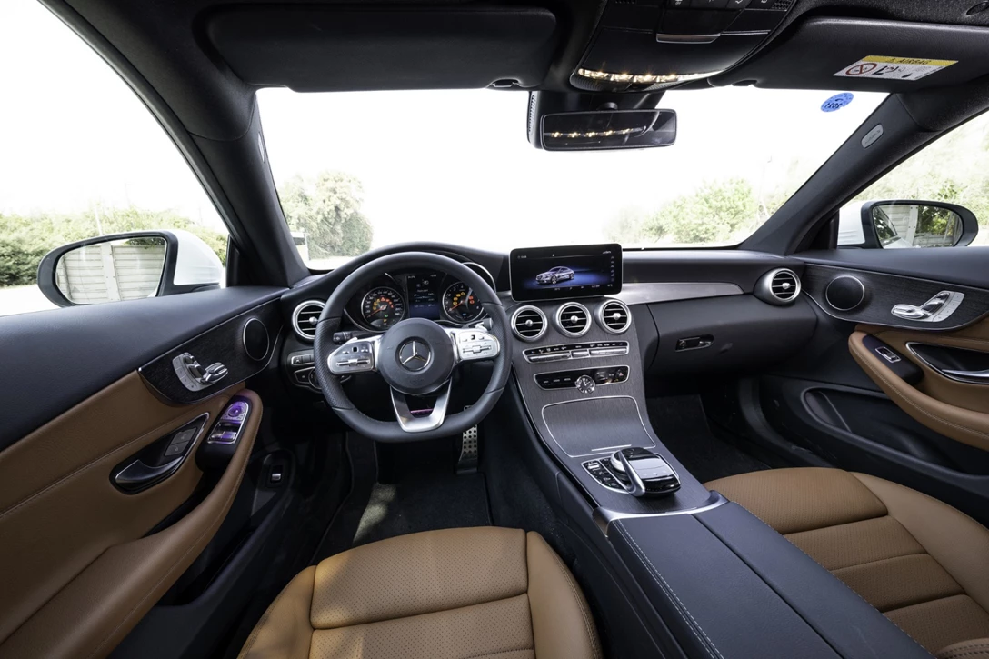 1608686-מרצדס C200 קופה מבחן דרכים (6).jpg