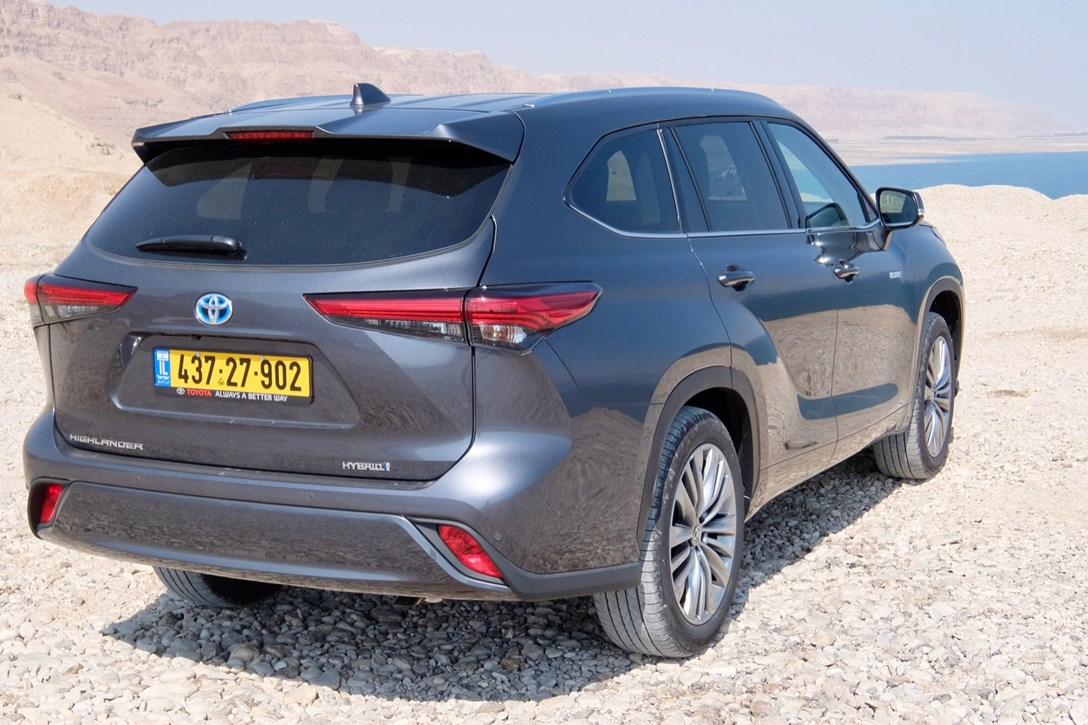 1640040-טויוטה היילנדר מבחן דרכים - 4.jpeg