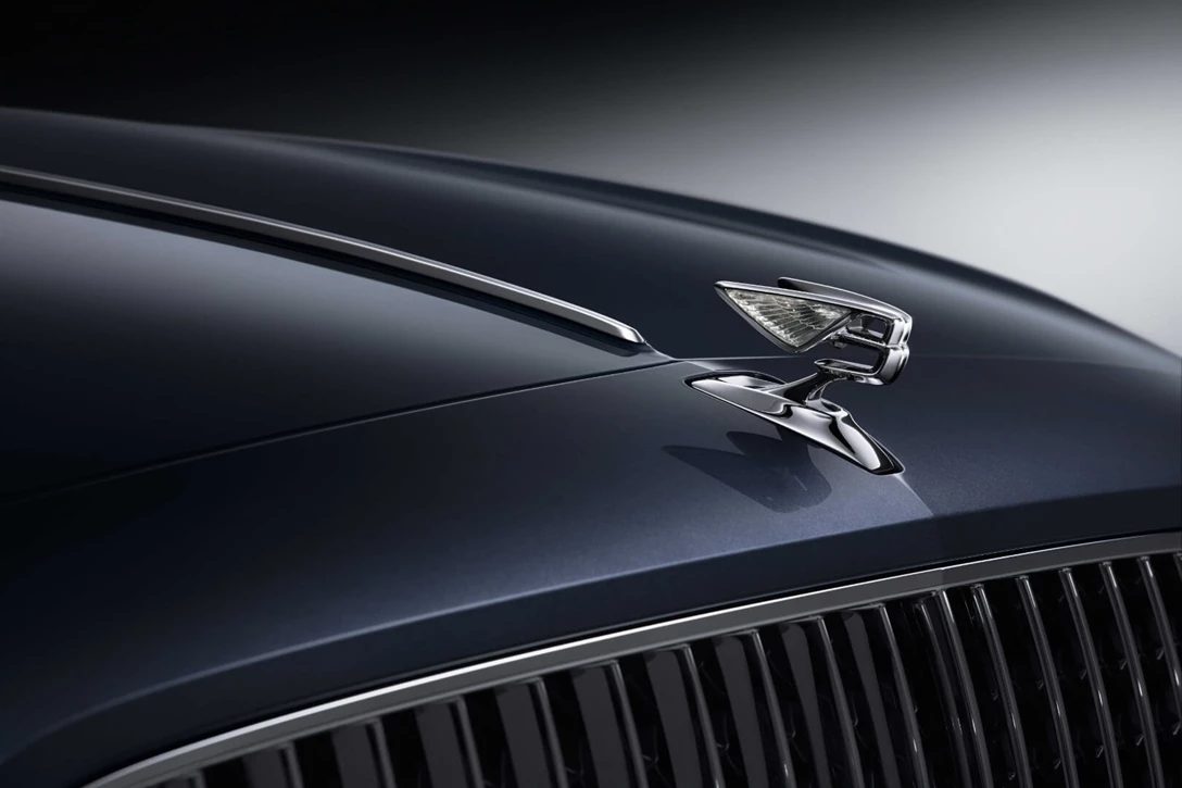 1617780-New Bentley Flying Spur 6.jpg