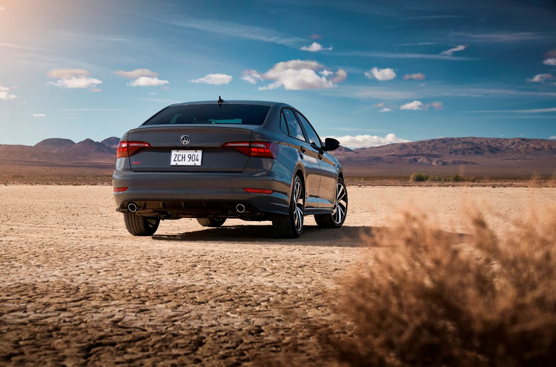 1611435-190106VW01-GLI-Static_0379.jpg