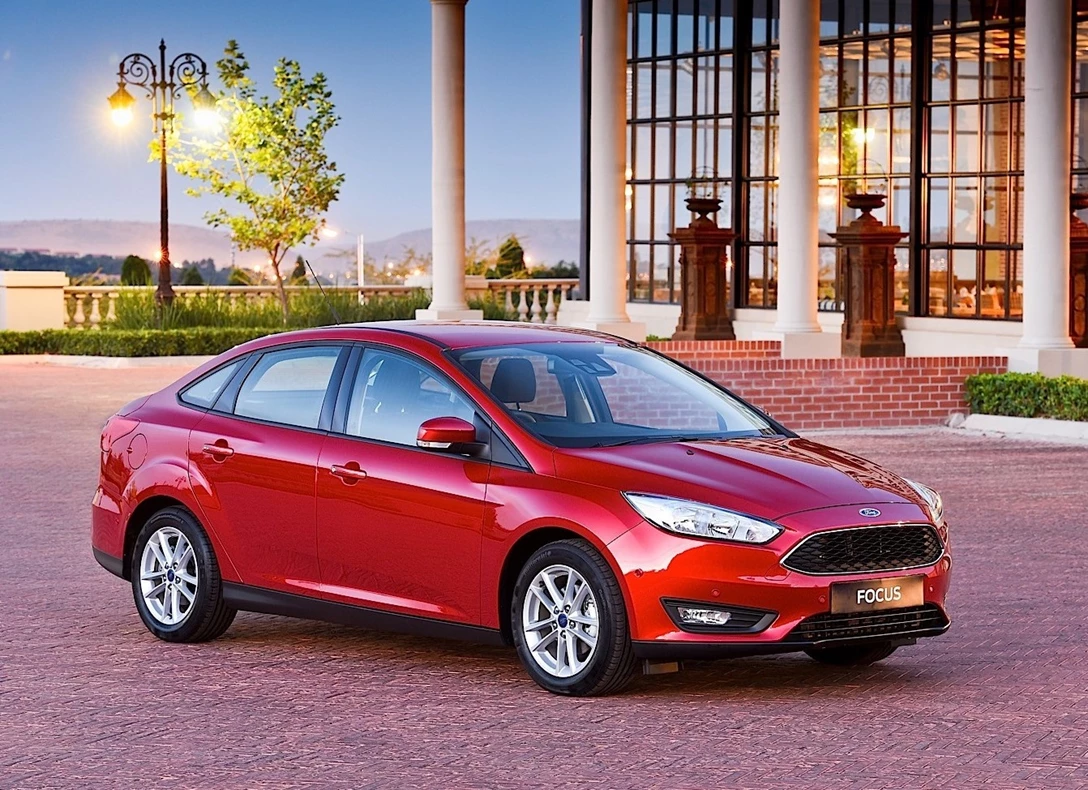 1648525-Ford-Focus-2017-08.jpg