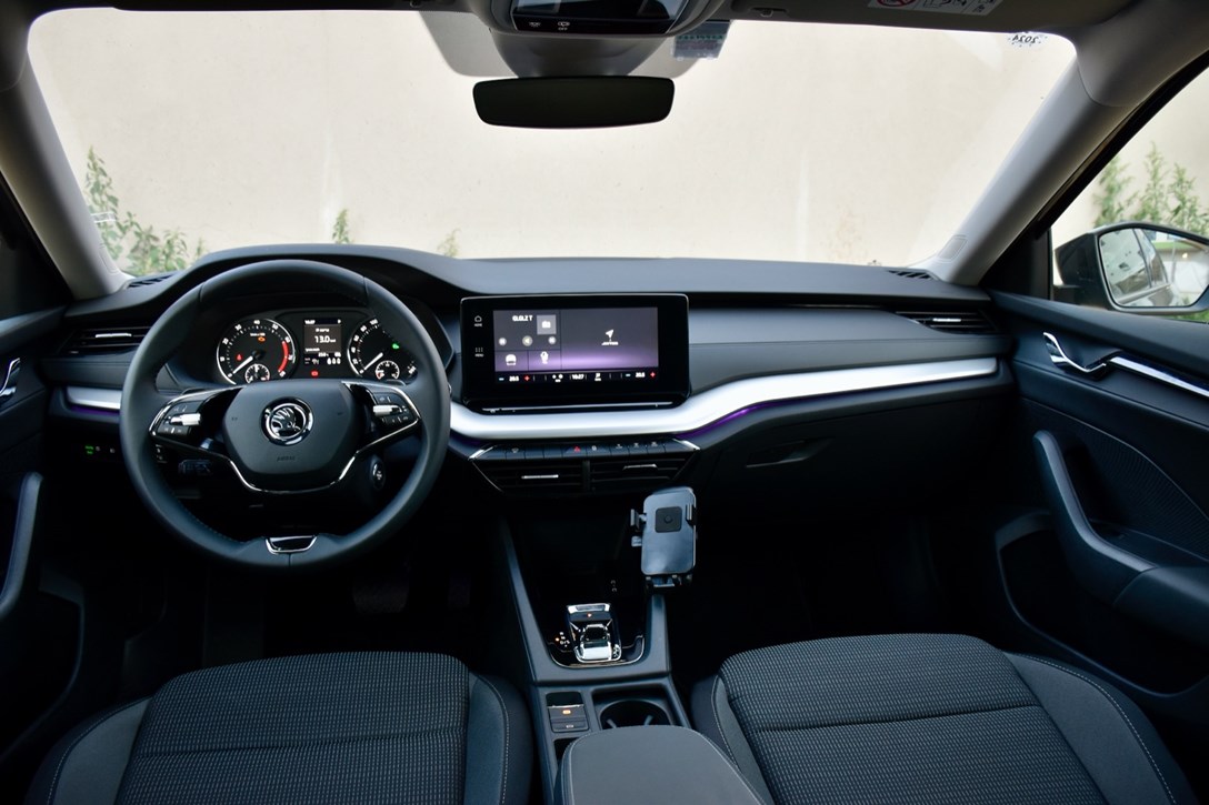 1642935-סקודה אוקטביה - 1.jpeg