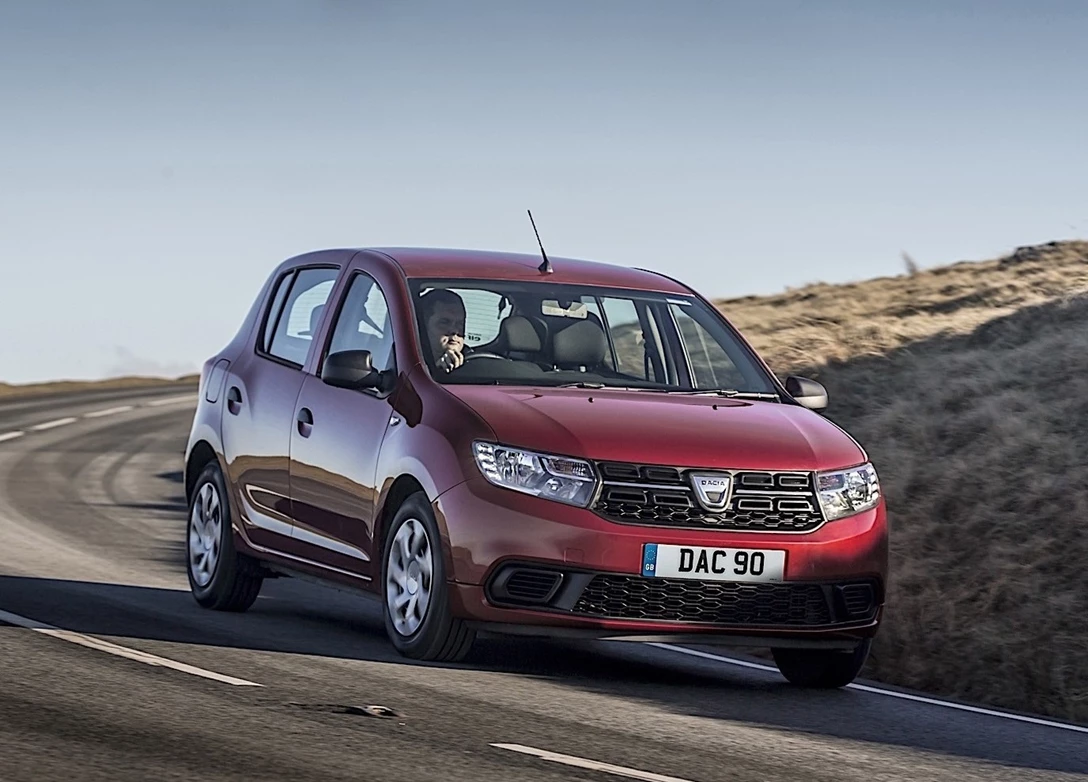 1650615-Dacia-Sandero-2020-04.jpg
