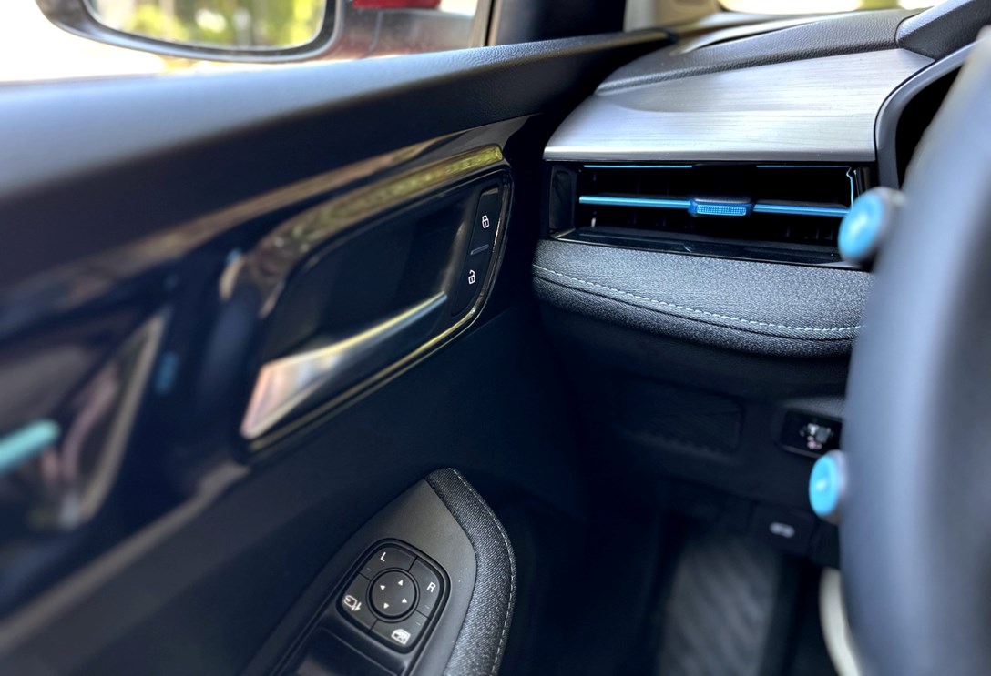 1686016-MG 5 - 69.jpeg