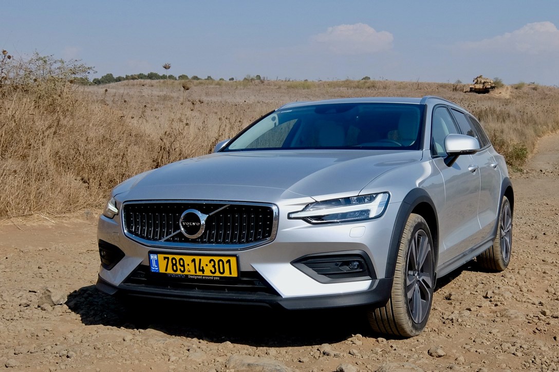 1635134-וולוו V60 קרוס קאנטרי - 2.jpeg