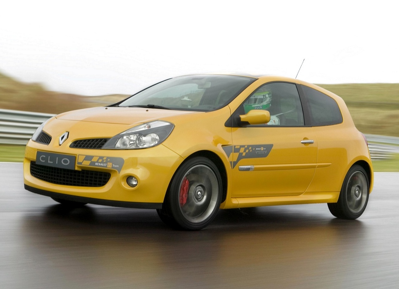 1600966-Renault-ClioF1.jpg