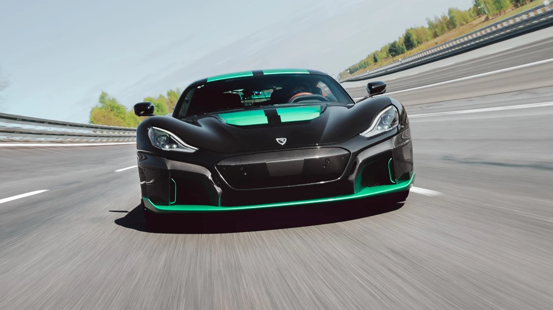1682517-rimac-nevera-sets-23-performance-records-in-a-single-day-5-min.jpg