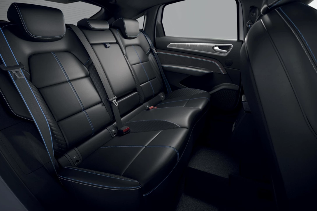 1684663-New Renault Arkana (2)-min.jpg