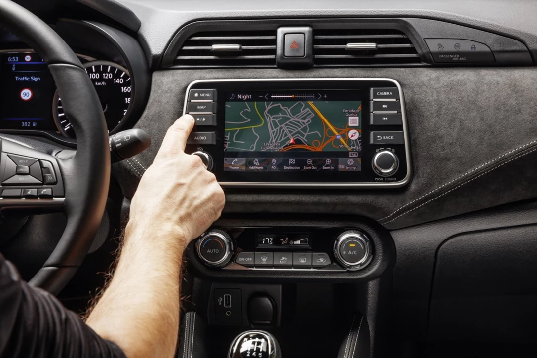 1610837-More Micra Live Event - White Micra N-Sport - Interior Details - Navigation 3.jpg