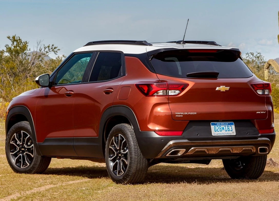 1674260-Chevrolet-Trailblazer-2023-03.jpg