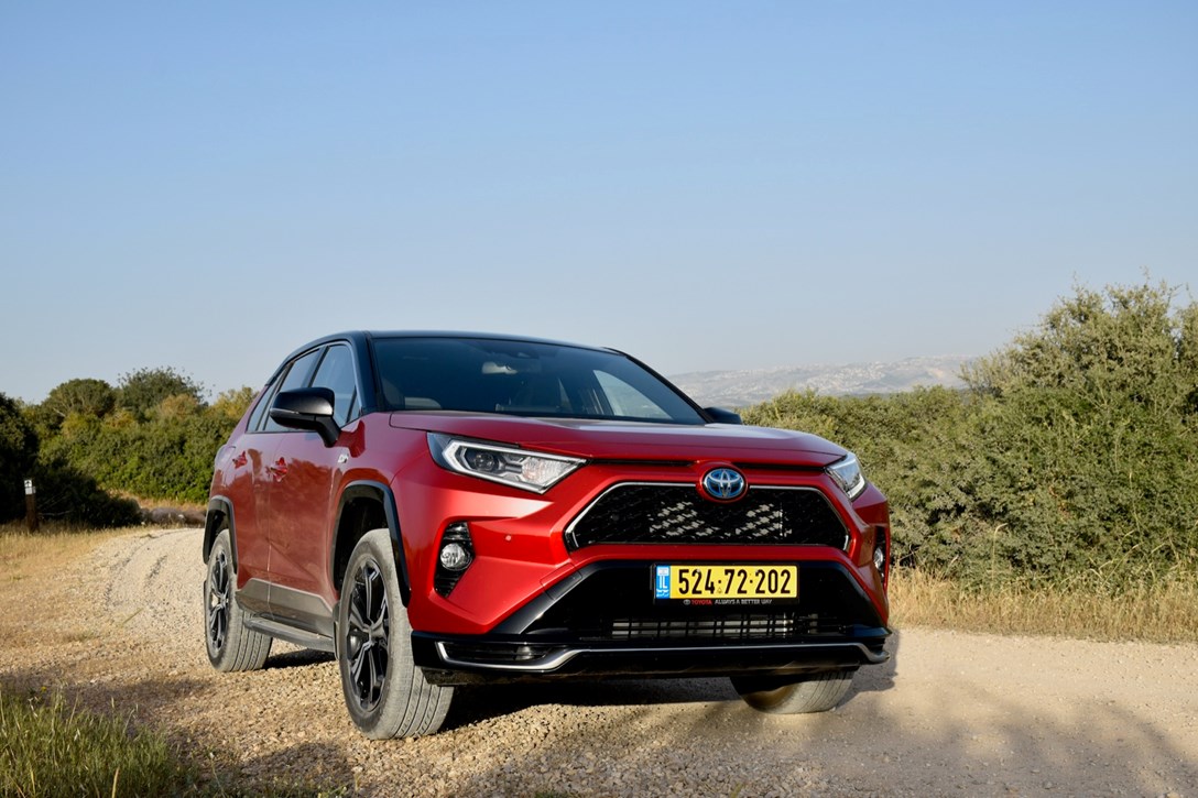 1643802-טויוטה ראב 4 PHEV - מבחן דרכים - 6.jpeg
