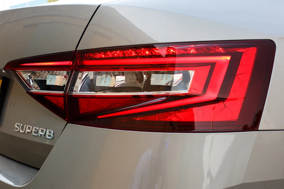 1597410-השוואתי מנהלים  (29).jpg