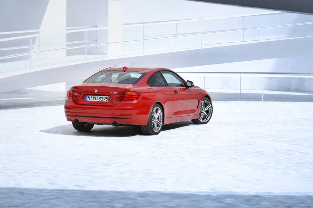 ב.מ.וו סדרה 4 קופה