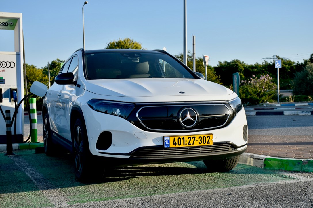 1647081-מרצדס EQA מבחן דרכים - 4.jpeg