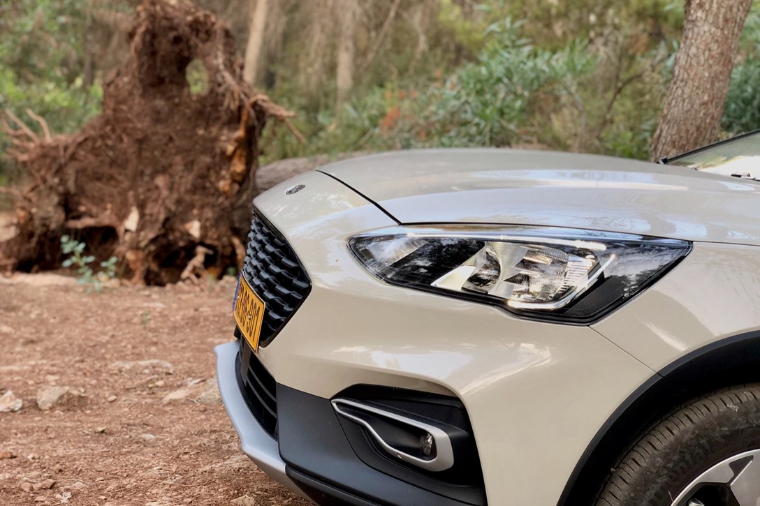 1637181-פורד פוקוס אקטיב טורר - 14.jpeg