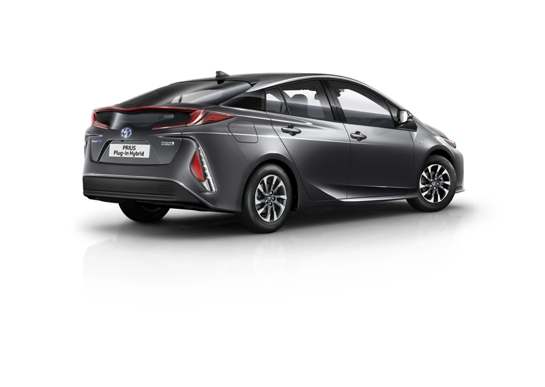 1626136-PRIUS PLUG IN 2019.jpg