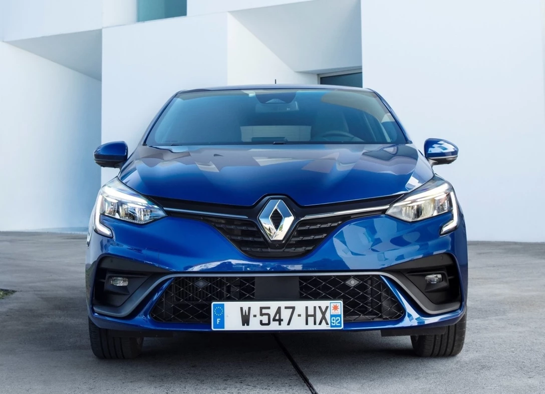 1651971-Renault-Clio-2022-06.jpg