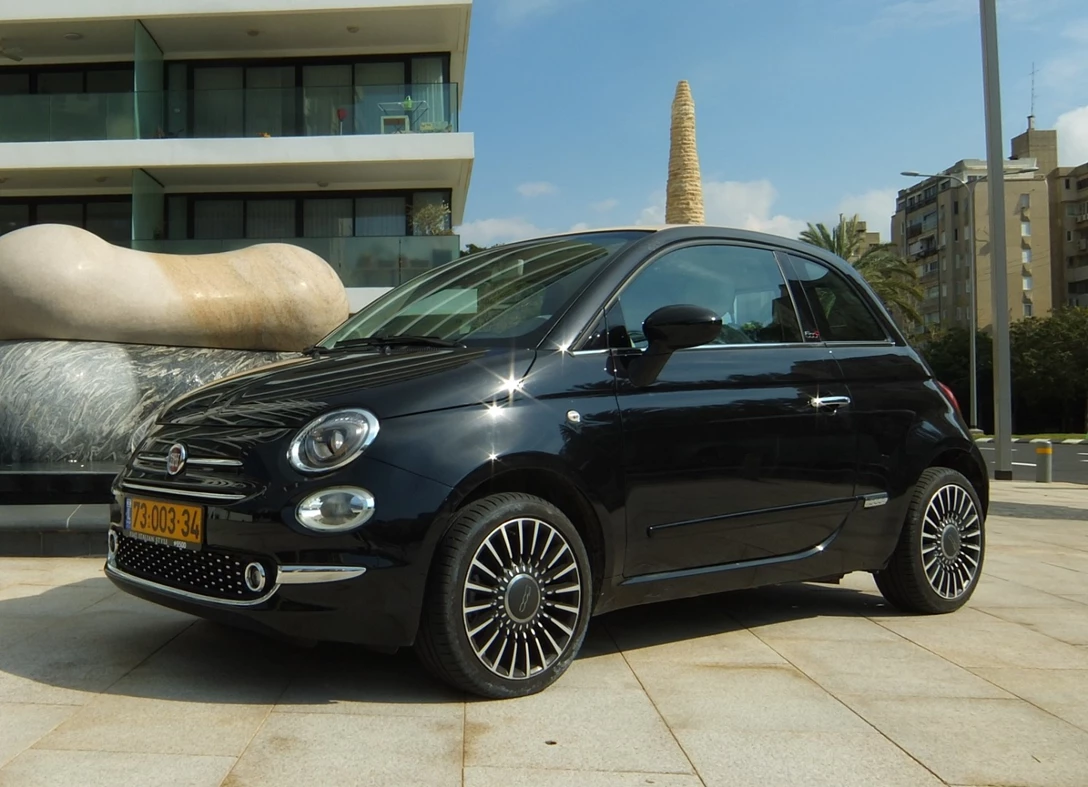 1659682-Fiat-500-2019-04.JPG